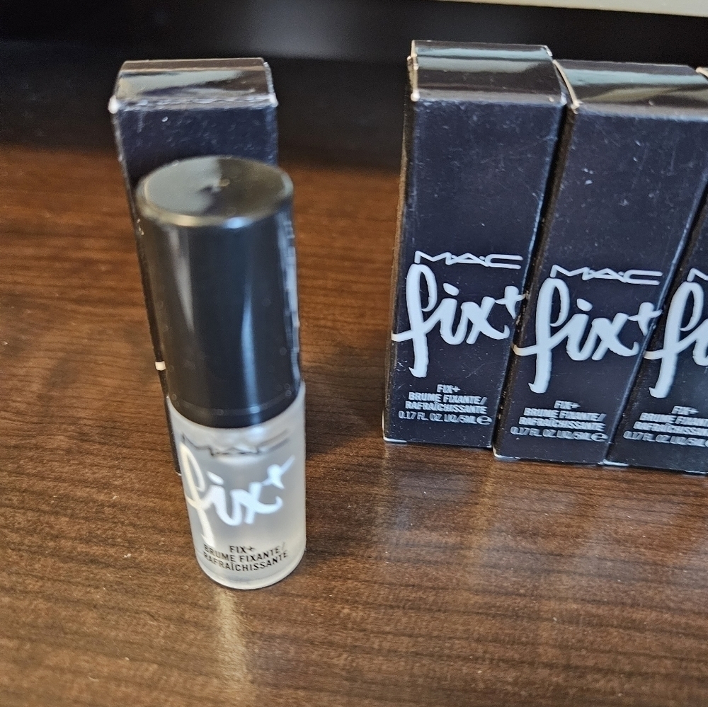 Mac Fix+ Refreshing Finishing Makeup Setting Mini Spray 5-Pack Bundle (NIB) - Picture 3 of 5